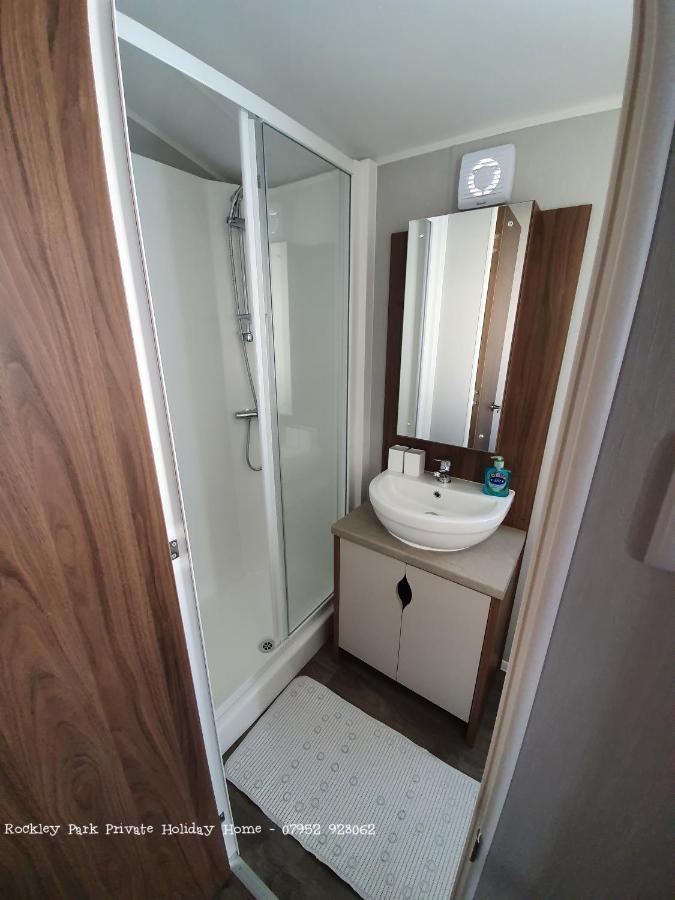 Haven Rockley Park, Lytchett Bay View, Private Holiday Home Lytchett Minster Esterno foto