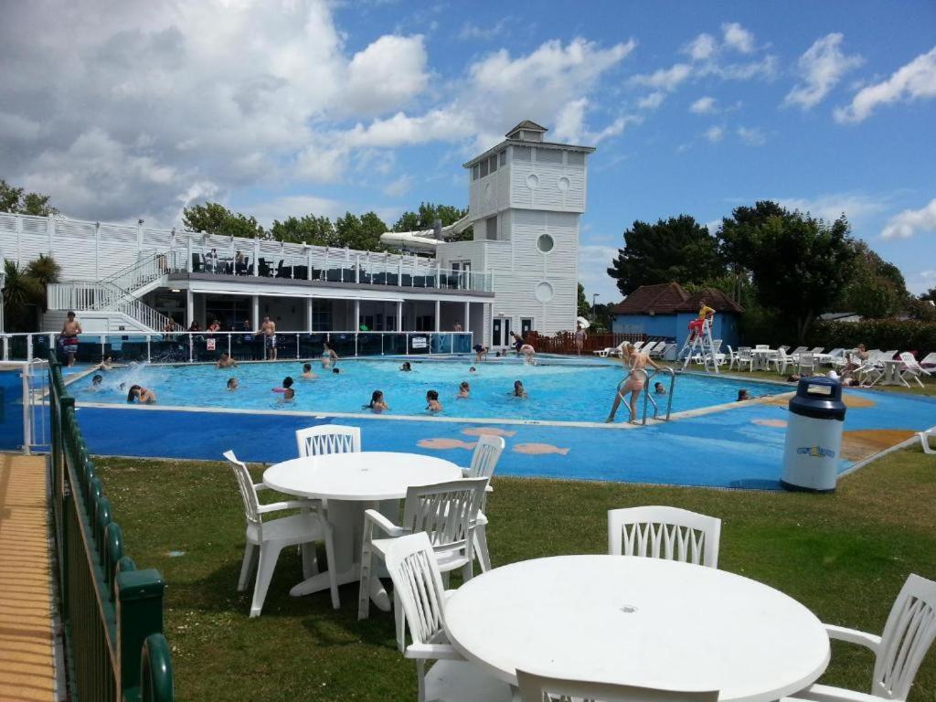 Haven Rockley Park, Lytchett Bay View, Private Holiday Home Lytchett Minster Esterno foto